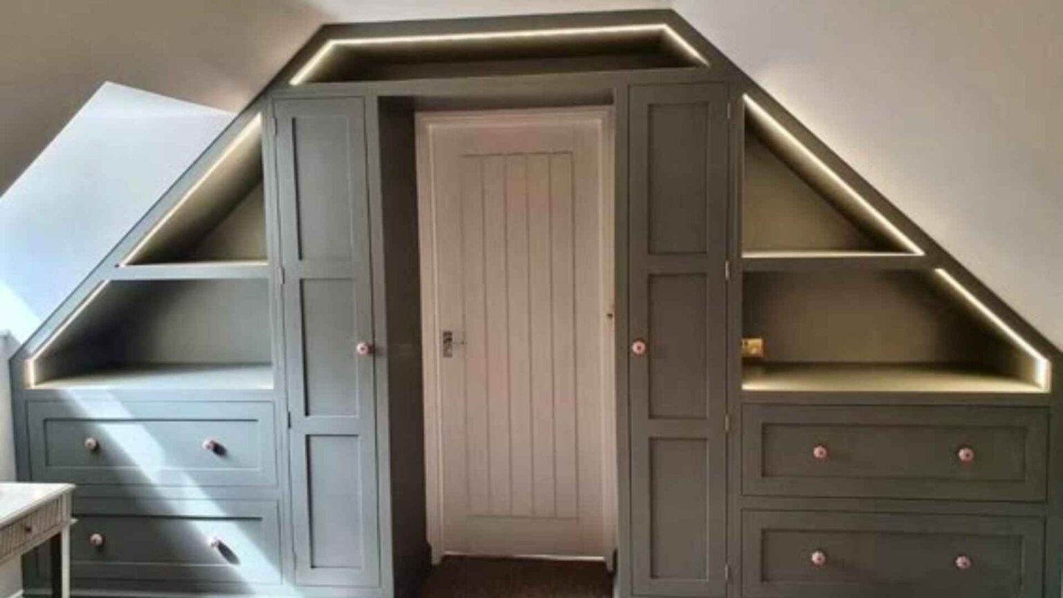 30 New Small Bedroom Cupboard Designs in 2025